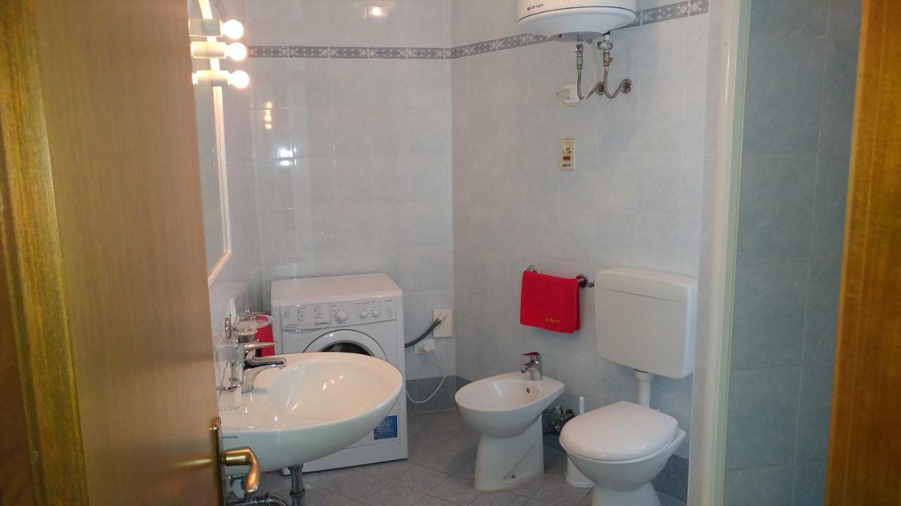 Condominio Simma 2 Μπιμπιόνε Εξωτερικό φωτογραφία