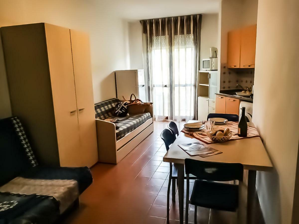 Condominio Simma 2 Μπιμπιόνε Εξωτερικό φωτογραφία